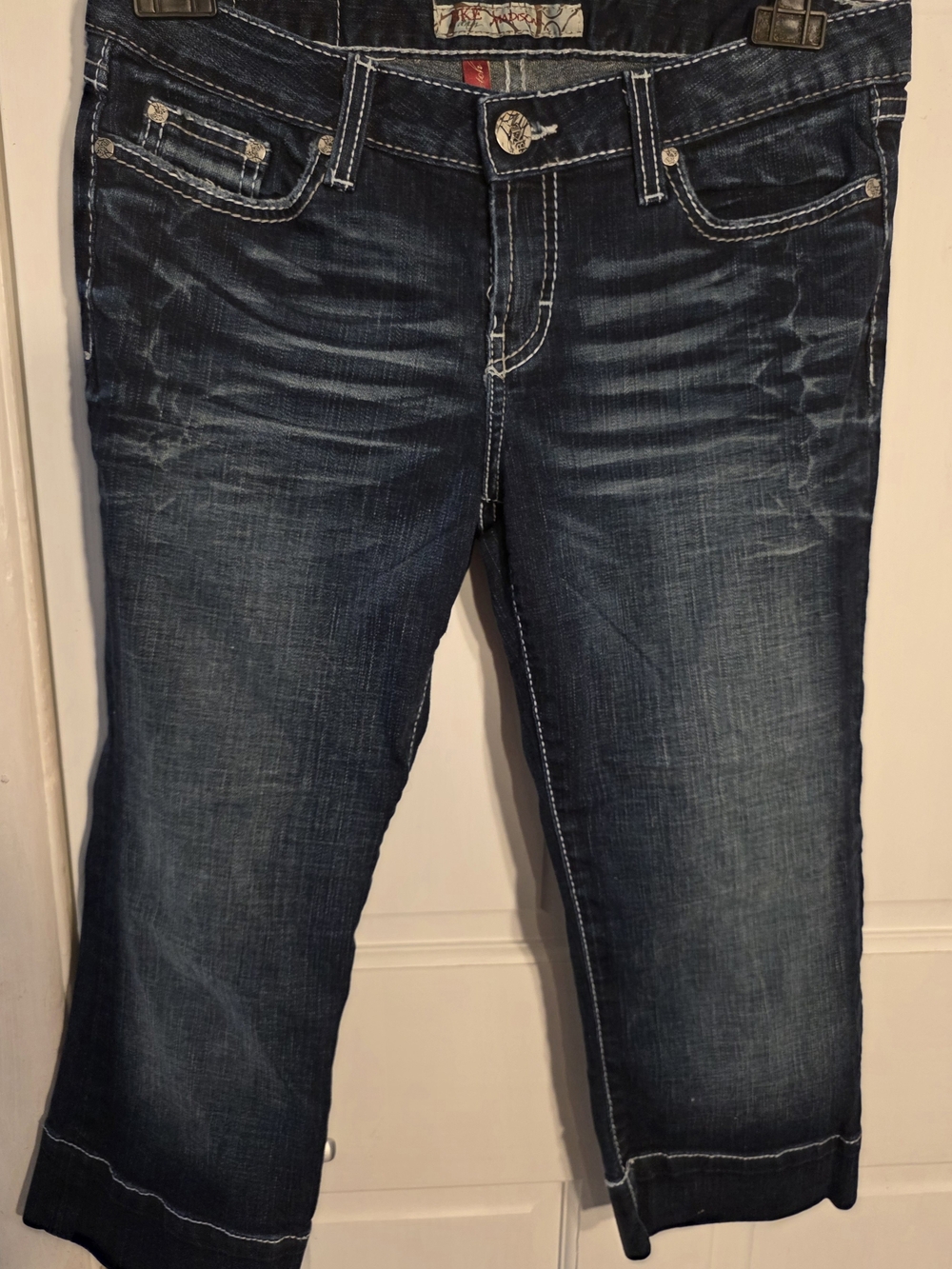 BKE Women's Dark  Stretch  Cropped 30"